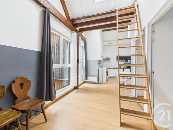 Immeuble à vendre  302,24 m2 CHARTRES - 28