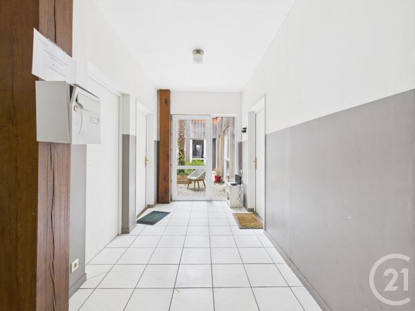 Immeuble à vendre  302,24 m2 CHARTRES - 28