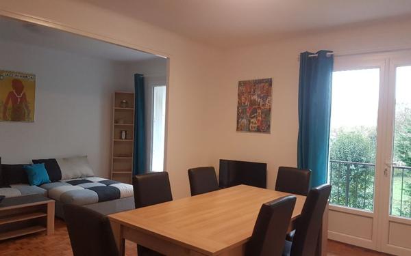 Appartement à louer    3 pièces •  Aire-sur-l'Adour