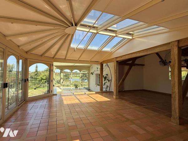 Maison traditionnelle contemporaine