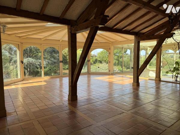 Maison traditionnelle contemporaine