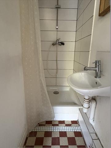 Marseille (13008) Studette quartier prisé