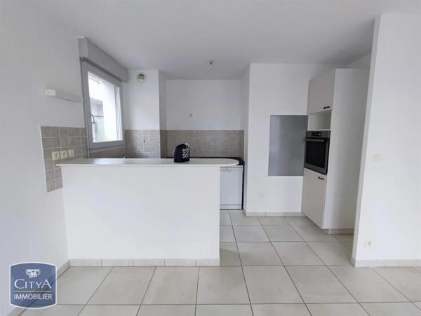 Appartement à louer 3 pièces 65.81m² Limoges (87100)