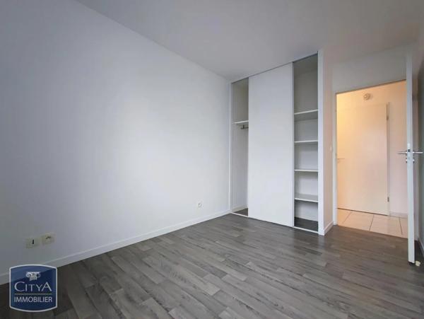 Appartement à louer 3 pièces 65.81m² Limoges (87100)