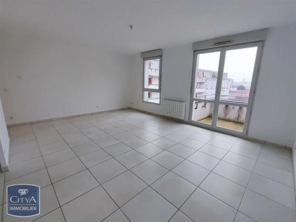 Appartement à louer 3 pièces 65.81m² Limoges (87100)