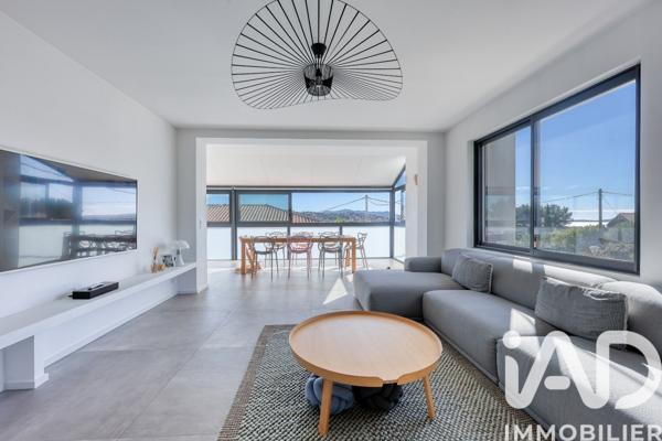 Appartement à vendre 5 pièces 178 m² Sanary-sur-Mer