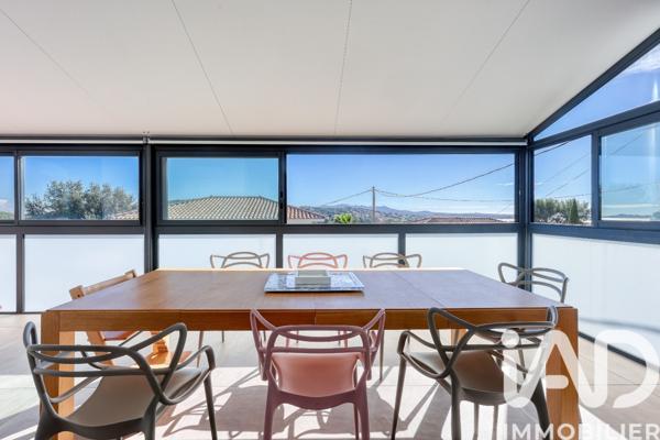 Appartement à vendre 5 pièces 178 m² Sanary-sur-Mer