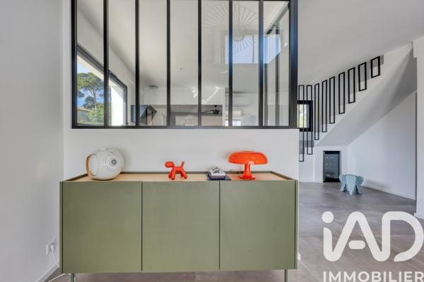 Appartement à vendre 5 pièces 178 m² Sanary-sur-Mer