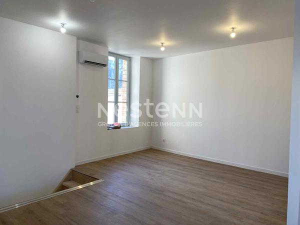 Maison à vendre en plein coeur de Bressuire avec une belle terrasse et 3 chambres