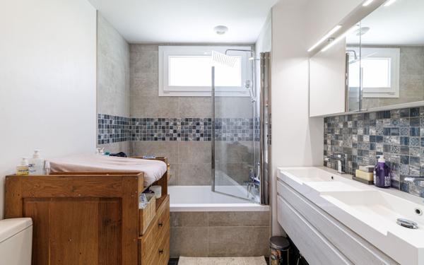 Appartement à vendre    4 pièces • 121,85 m2 Nice