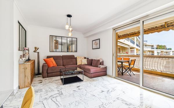 Appartement à vendre    4 pièces • 121,85 m2 Nice