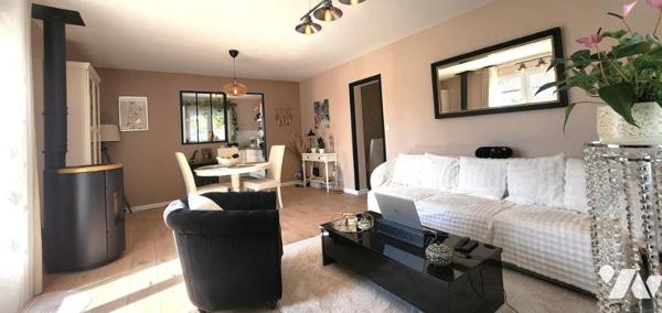 Maison en très bon état, située à proximité des commerces