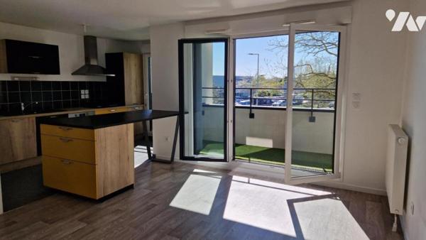 Saint Malo - Appartement (63.55m²)  en excellent état avec balcon - Deux chambres - Grand Garage