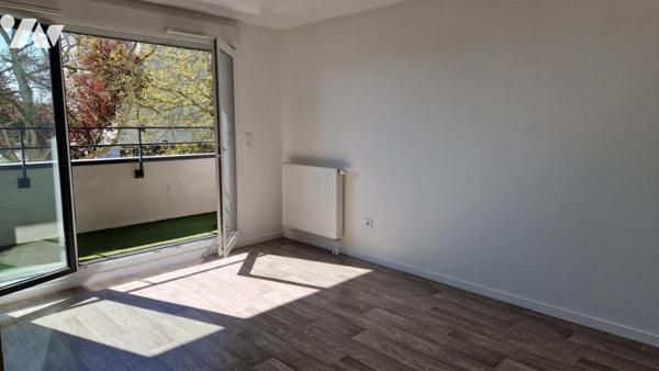 Saint Malo - Appartement (63.55m²)  en excellent état avec balcon - Deux chambres - Grand Garage