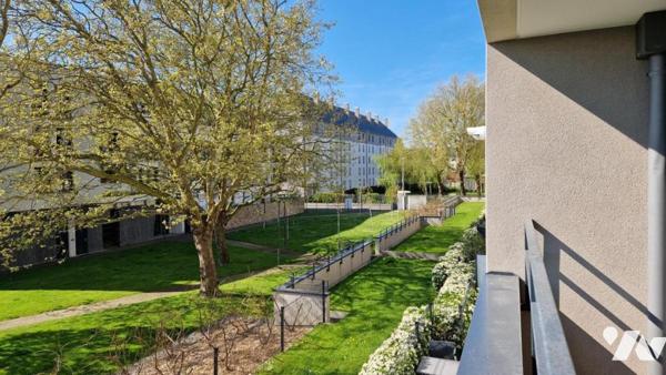 Saint Malo - Appartement (63.55m²)  en excellent état avec balcon - Deux chambres - Grand Garage