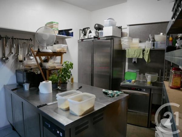 à vendre  80 m 2   MARTIGUES  - 13
