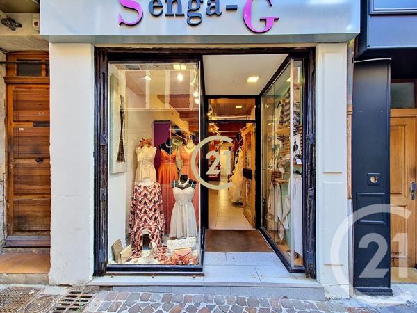 à vendre  80 m 2   MARTIGUES  - 13