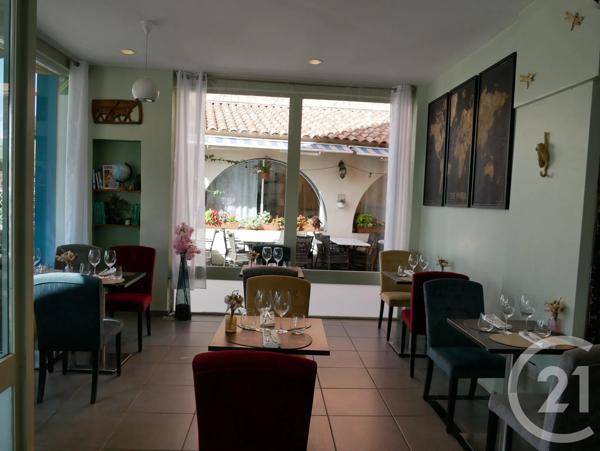 à vendre  80 m 2   MARTIGUES  - 13