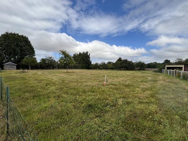 Vente Terrain 700 m2 à Épaignes
