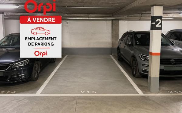 Stationnement à vendre    11 m2 Nîmes