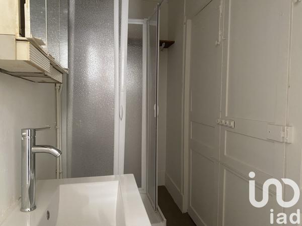 Appartement 2 pièces de 38 m² à Paris (75018)