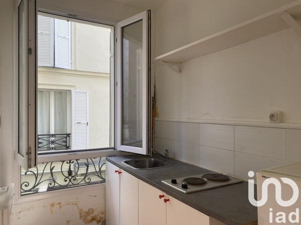 Appartement 2 pièces de 38 m² à Paris (75018)