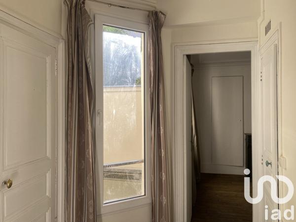 Appartement 2 pièces de 38 m² à Paris (75018)