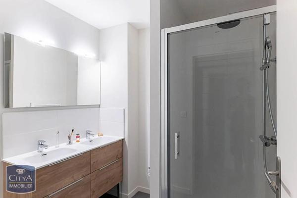 Appartement à louer 4 pièces 84.84m²