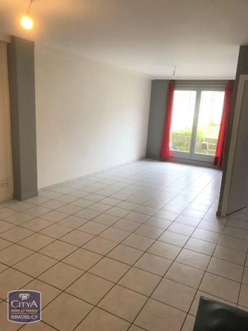 Appartement à louer 3 pièces 74.1m² Lille (59260)