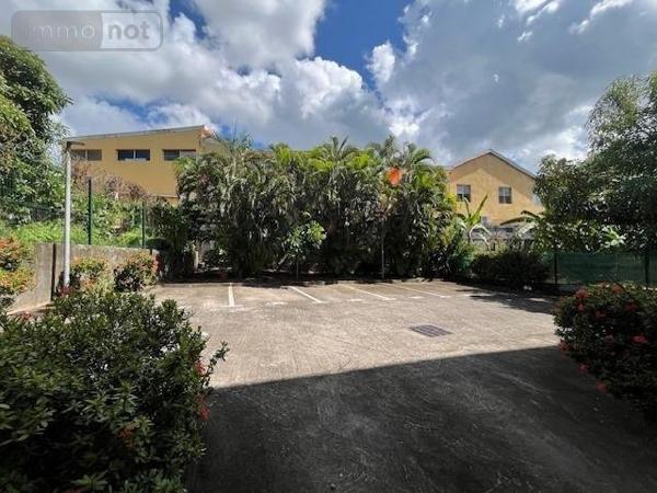 Immeuble à vendre à Fort-de-France en Martinique (97200), ref : 97204-361