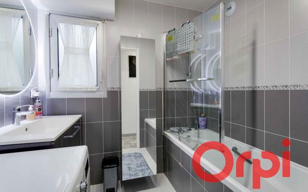 Appartement à vendre    3 pièces • 70,31 m2 Paris 19