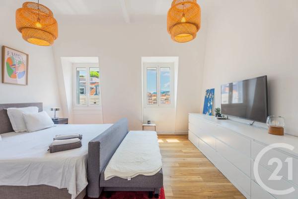 Appartement F3 à vendre  3 pièces - 82,50 m 2   MENTON  - 06