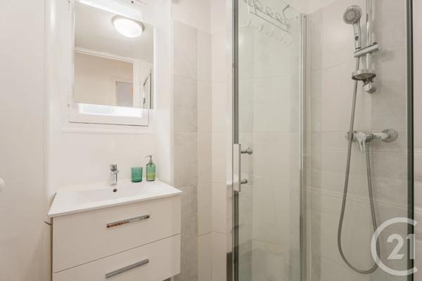Appartement F3 à vendre  3 pièces - 82,50 m 2   MENTON  - 06