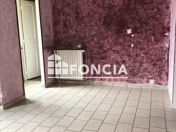 Location Maison 2 pièces 35.22 m² - 26 RUE DE SEINE Mantes La Jolie 78200