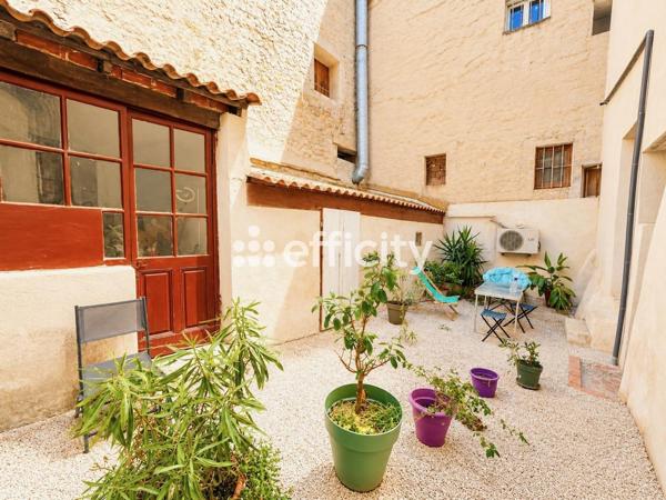 Appartement
         3 pièces
        - 83 m² 350 000 € *