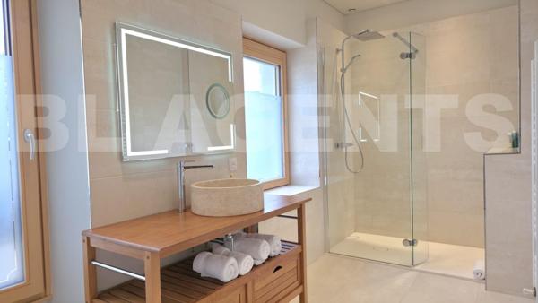 Hôtel particuliers/ Villa/ Bureau professionnel