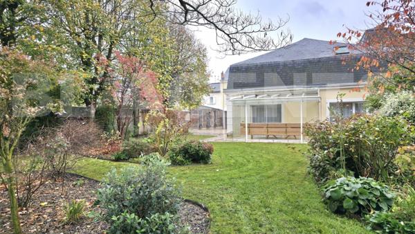 Hôtel particuliers/ Villa/ Bureau professionnel