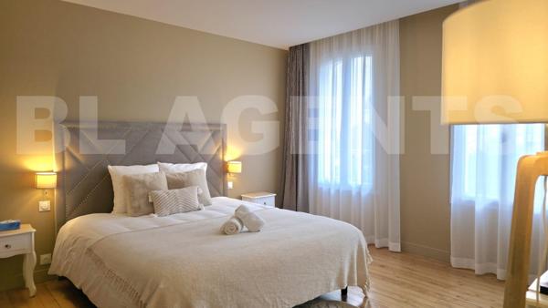 Hôtel particuliers/ Villa/ Bureau professionnel