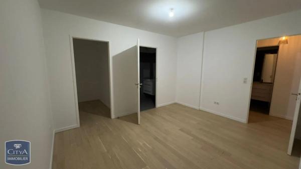 Appartement à louer 3 pièces 77.88m² Rueil-Malmaison (92500)
