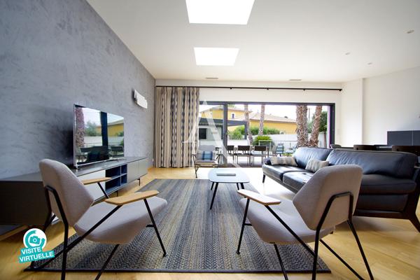 LATTES - VILLA CONTEMPORAINE - 2016 - 175 m² - 5 CHAMBRES - PISCINE TRADITIONNELLE - GARAGE - LOCAL À VÉLOS