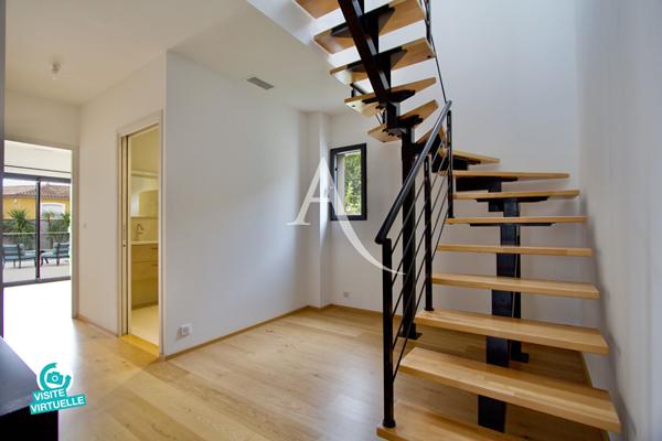 LATTES - VILLA CONTEMPORAINE - 2016 - 175 m² - 5 CHAMBRES - PISCINE TRADITIONNELLE - GARAGE - LOCAL À VÉLOS