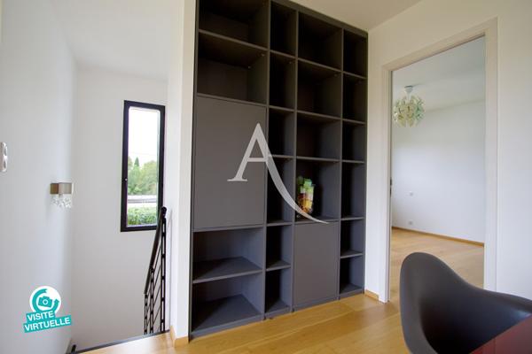 LATTES - VILLA CONTEMPORAINE - 2016 - 175 m² - 5 CHAMBRES - PISCINE TRADITIONNELLE - GARAGE - LOCAL À VÉLOS