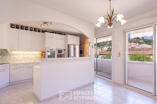 Appartement d’exception de 160m2 pour les amateurs de beaux volumes