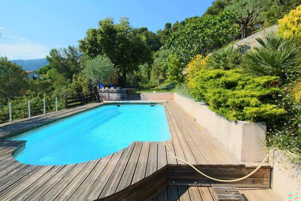 Superbe mas provençal 6 pièces