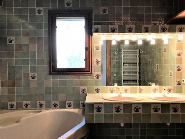 Superbe mas provençal 6 pièces