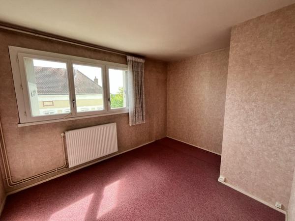 Appartement à vendre |  Vierzon |  4 pièces | 80 m²