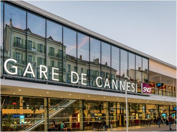 CANNES, centre ville - CESSION DE BAIL, LOCAL COMMERCIAL 137 M²