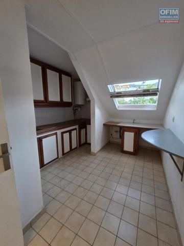 À louer – Appartement duplex F4/5 a Mongaillard
