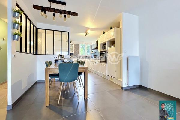 Maison à vendre 6 pièces de 100 m² à Jouy-le-Moutier