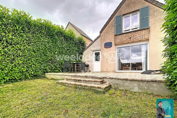 Maison à vendre 6 pièces de 100 m² à Jouy-le-Moutier